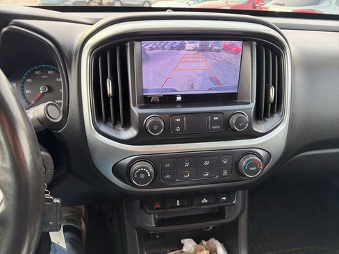 Used 2020 Chevrolet Colorado LT w/ LT Convenience Package image 11