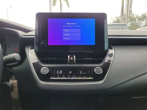 Used 2025 Toyota Corolla LE image 23