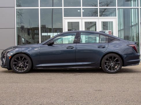 Used 2025 Cadillac CT5 V image 7