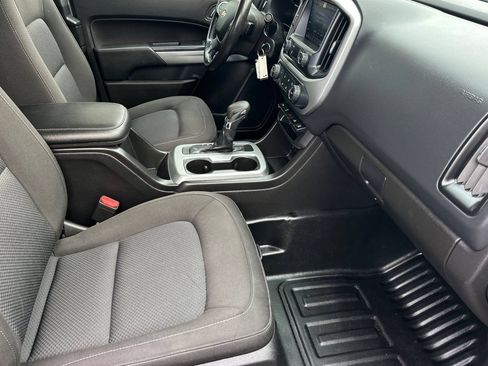 Used 2022 Chevrolet Colorado LT w/ Fleet Safety Package RWD image 13