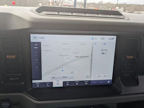 Used 2022 Ford Bronco Badlands w/ Sasquatch Package image 16