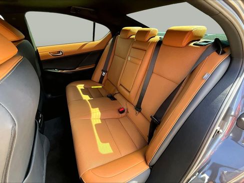 Used 2022 Lexus IS 300 w/ Premium Package RWD image 21