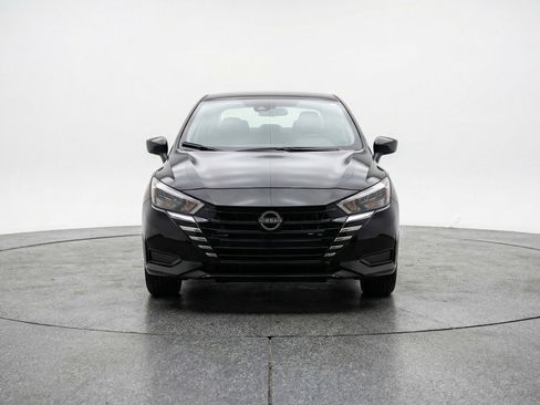 Used 2025 Nissan Versa SV FWD image 2