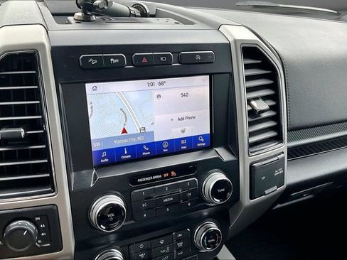 Used 2019 Ford F150 Lariat w/ Equipment Group 502A Luxury AWD/4WD image 15