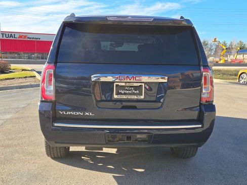 Used 2018 GMC Yukon XL Denali w/ Denali Ultimate Package image 16
