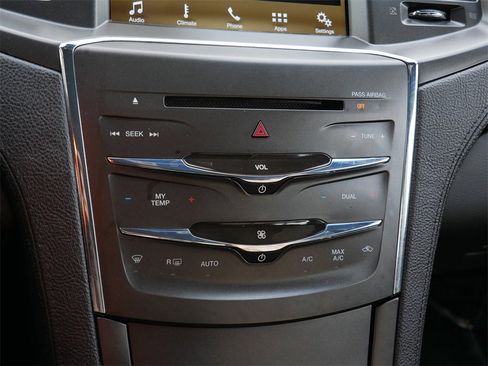 Used 2016 Lincoln MKS AWD image 21