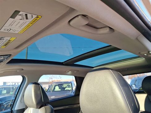 Used 2024 Hyundai Tucson Limited image 13