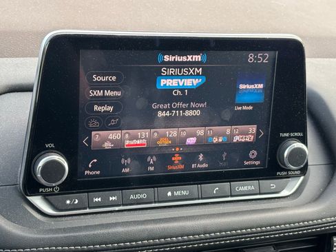 Used 2021 Nissan Rogue SV w/ Premium Package image 7