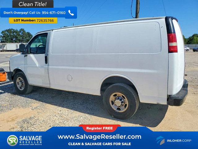 Used 2010 Chevrolet Express 2500 RWD image 3