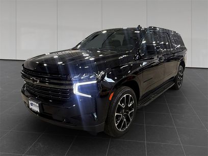 Used 2022 Chevrolet Suburban RST w/ Sport Performance Package