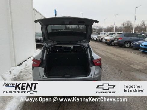 Used 2024 Chevrolet Trax LS w/ LS Convenience Package image 7