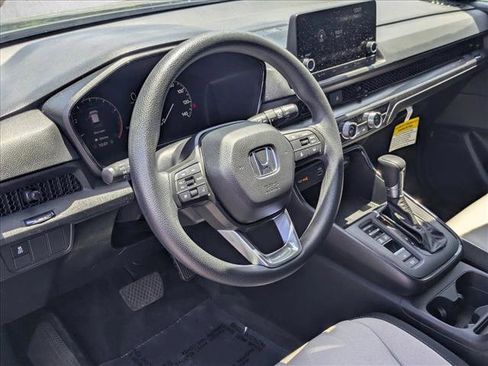Used 2025 Honda CR-V EX image 11