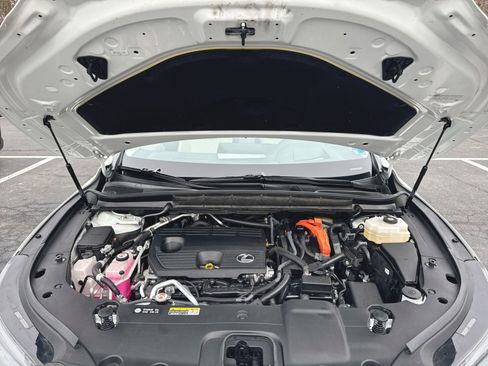 Used 2024 Lexus RX 450h AWD w/ Convenience Package image 37