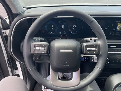 Used 2026 Hyundai Palisade SE FWD image 18