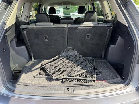 Used 2023 Volkswagen Atlas SE AWD/4WD image 25