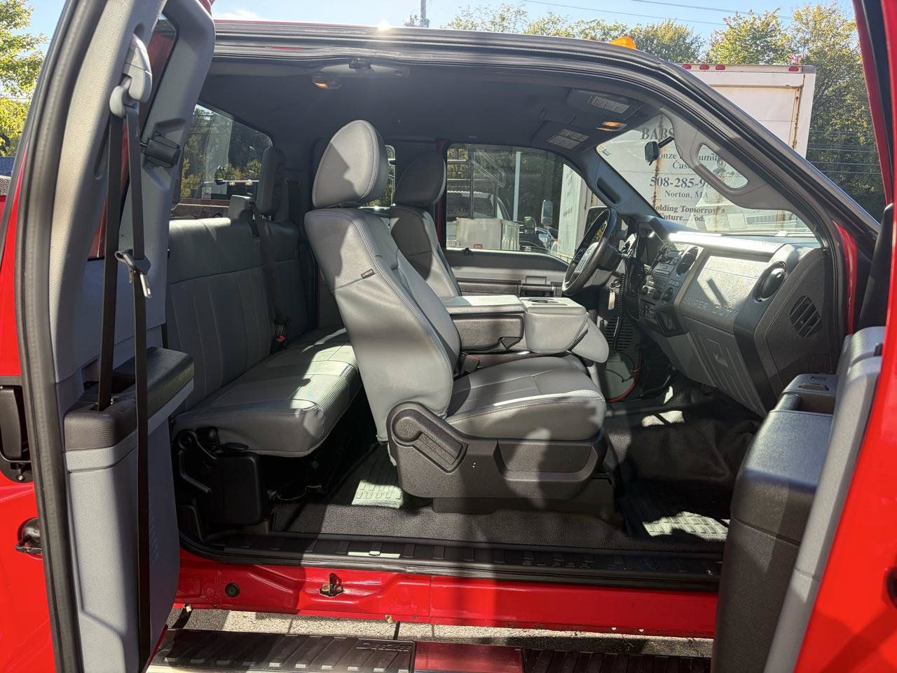 Used 2014 Ford F350 XL w/ Power Equipment Group AWD/4WD image 32