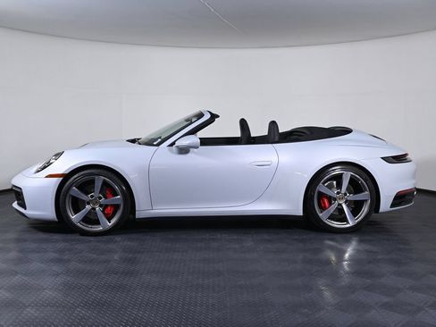 Certified 2023 Porsche 911 Carrera S RWD image 3