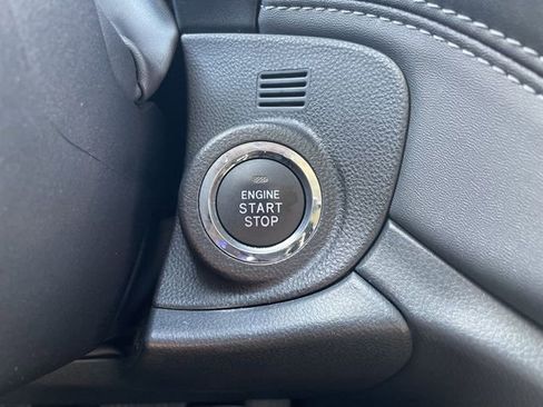 Used 2023 Subaru Outback Limited XT AWD/4WD image 17
