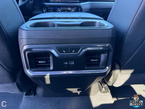 Used 2024 Chevrolet Silverado 3500 High Country w/ High Country Premium Package image 18