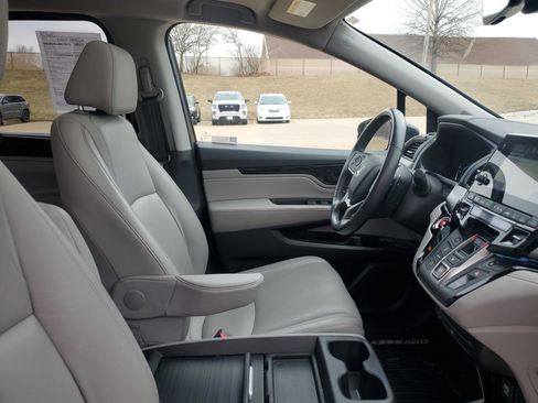 Used 2023 Honda Odyssey Touring image 35
