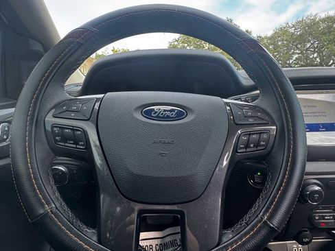 Used 2022 Ford Ranger Lariat w/ Trailer Tow Package image 18