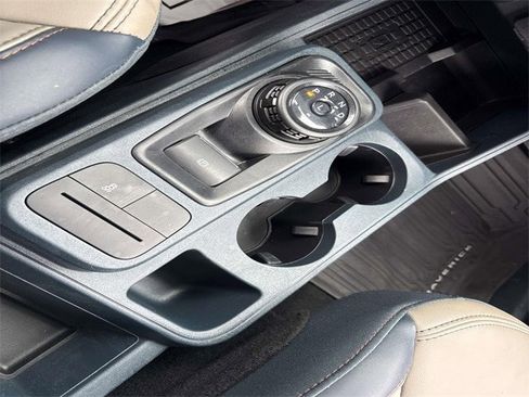 Certified 2025 Ford Maverick Lariat w/ 4K Tow Package image 34