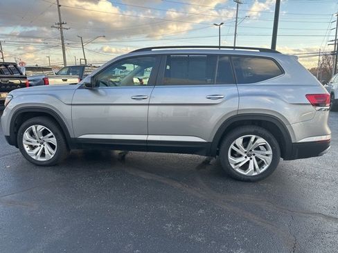 Used 2022 Volkswagen Atlas SE image 12