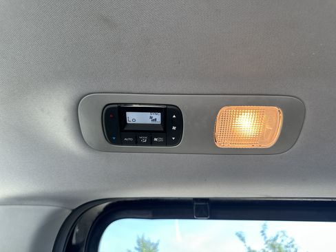 Used 2018 Honda Odyssey EX-L image 18