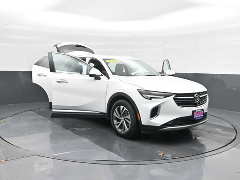 Used 2023 Buick Envision Essence image 40