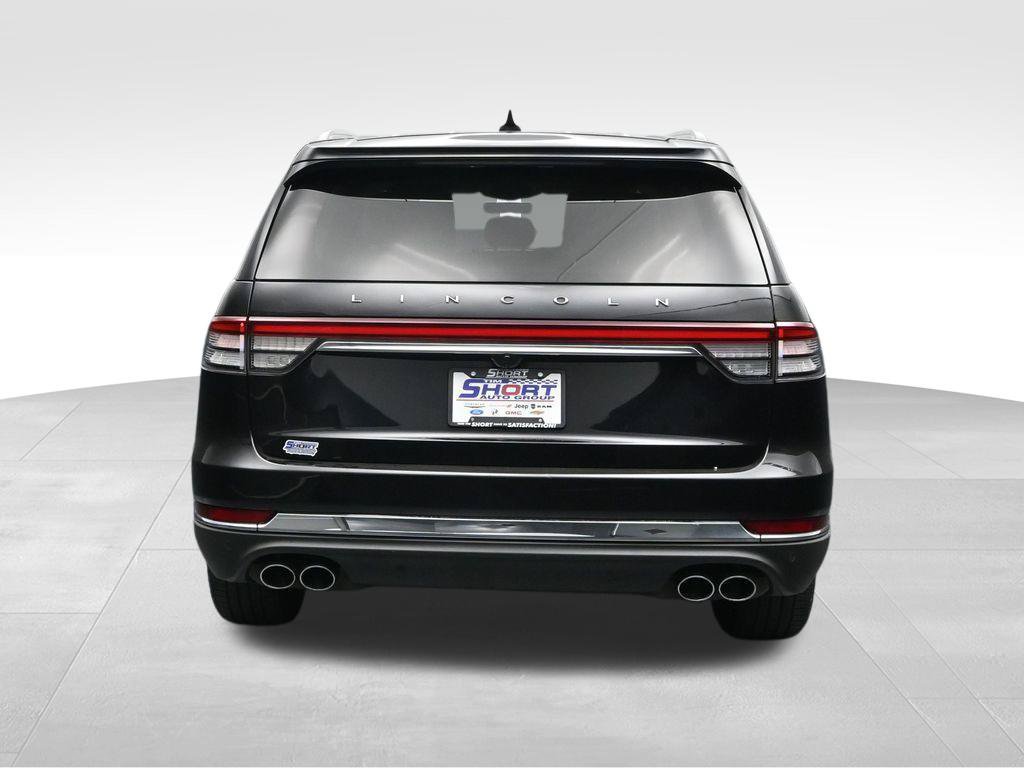 Used 2022 Lincoln Aviator 2WD image 4