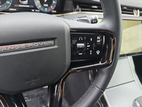 Used 2024 Land Rover Range Rover Evoque S image 18