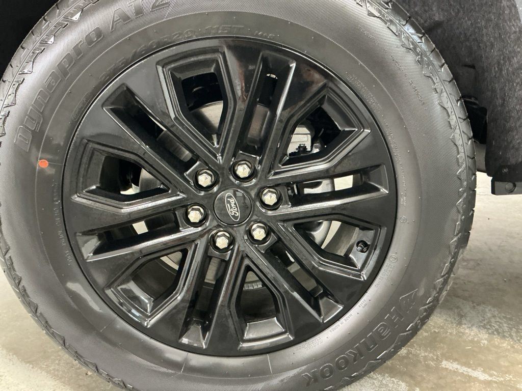 New 2026 Ford F150 Lariat AWD/4WD image 5