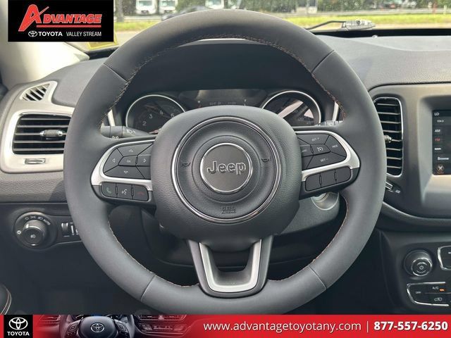 Used 2021 Jeep Compass Latitude AWD/4WD image 18
