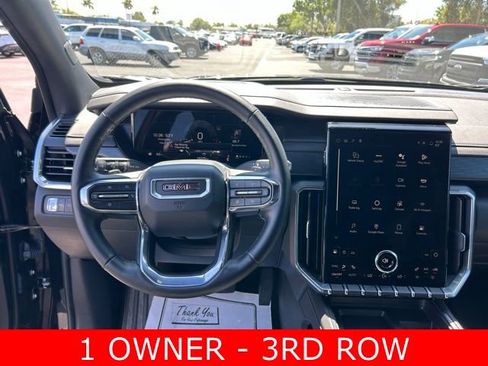 Used 2025 GMC Acadia Elevation image 18