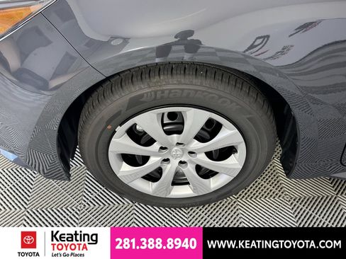 Used 2026 Toyota Corolla LE FWD image 31