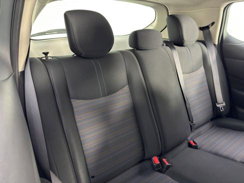 Used 2024 Nissan Leaf SV Plus image 33