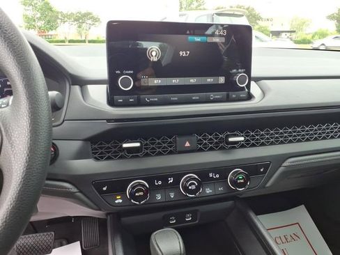 Used 2023 Honda Accord EX image 16