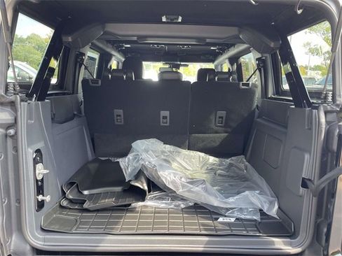 New 2025 Ford Bronco Badlands image 33