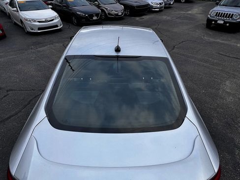 Used 2018 Ford Fusion SE w/ Equipment Group 201A image 9