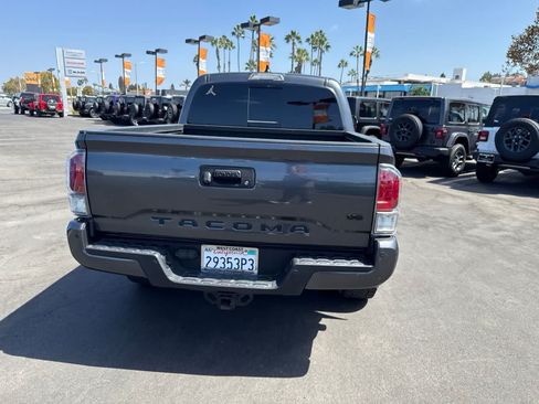 Used 2021 Toyota Tacoma TRD Sport w/ TRD Premium Sport Package RWD image 16