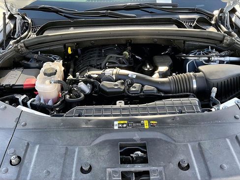 Certified 2024 Jeep Grand Cherokee L Laredo image 11