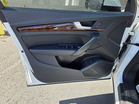 Used 2018 Audi Q5 2.0T Premium AWD/4WD image 10