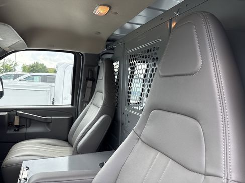 New 2025 Chevrolet Express 2500 w/ Driver Convenience Package image 12