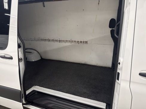 Used 2021 Mercedes-Benz Sprinter 3500 w/ Swivel Seat Package image 19