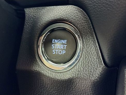 Used 2025 Toyota RAV4 XLE w/ Convenience Package image 27