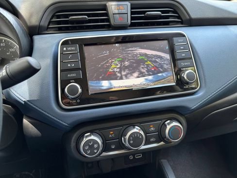 Used 2025 Nissan Versa SV FWD image 16