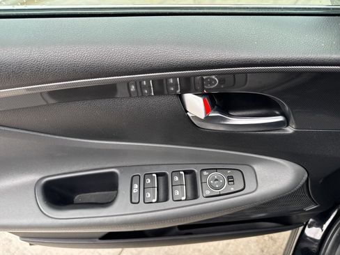 Used 2023 Hyundai Santa Fe SEL image 15