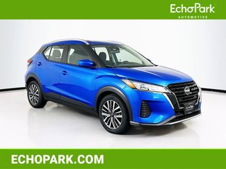 Used 2024 Nissan Kicks SV video 1