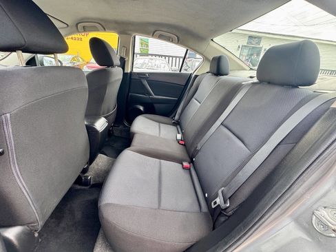Used 2010 MAZDA MAZDA3 i Sport image 14