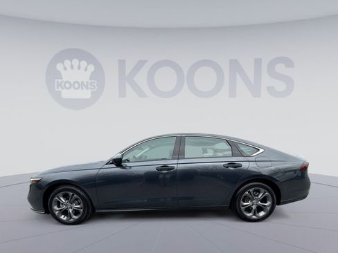 Used 2024 Honda Accord EX image 2